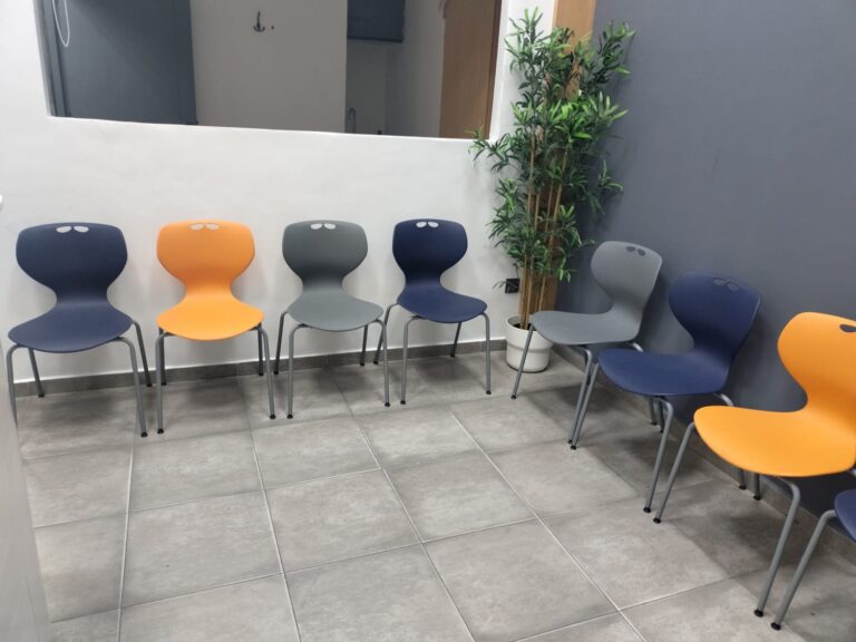 CHAISE MATA BY FLEX OFFICE SOLUTIONS - REALISATIONS