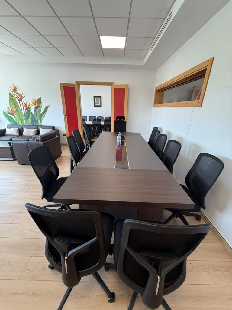TABLE DE REUNION DIRECTION